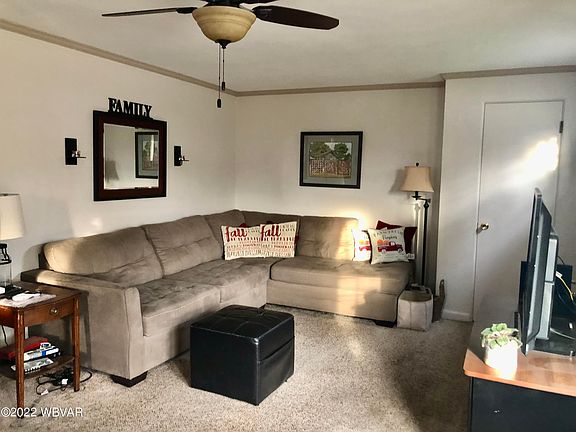 5th image of 921 Pearl Blvd