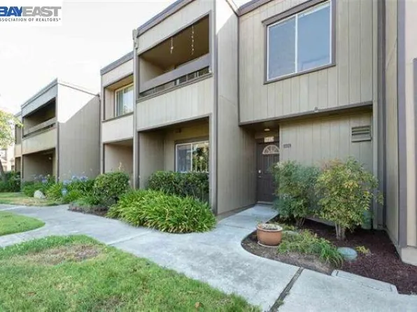 3452 Capella Ln, Alameda, CA 94502