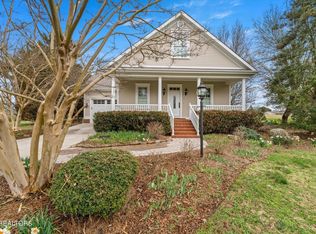 7016 Castlewood Rd, Knoxville, TN 37931