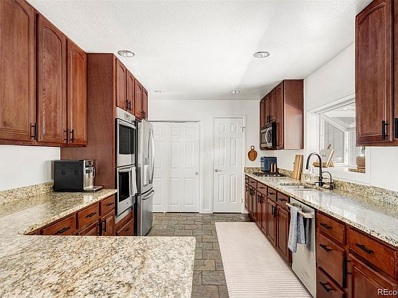 4th image of 23233 Valley High Road