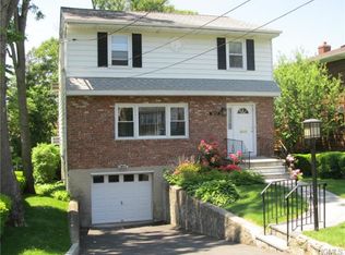 233 Park Dr, Eastchester, NY 10709