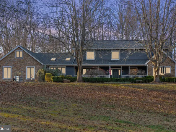 5224 Dixons Mill Rd, Marshall, VA 20115