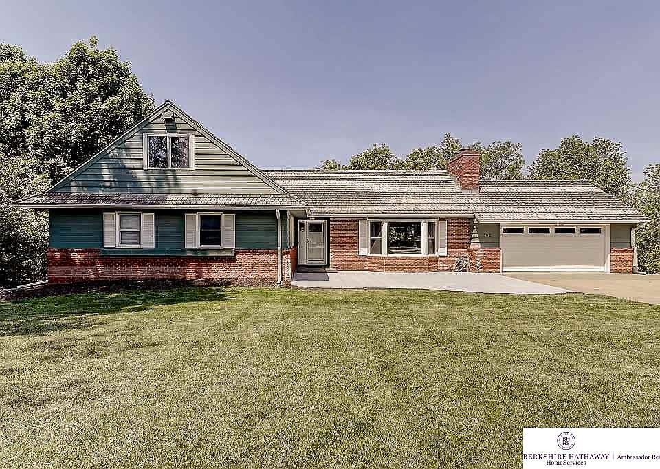 1st image of 502 Skyline Dr