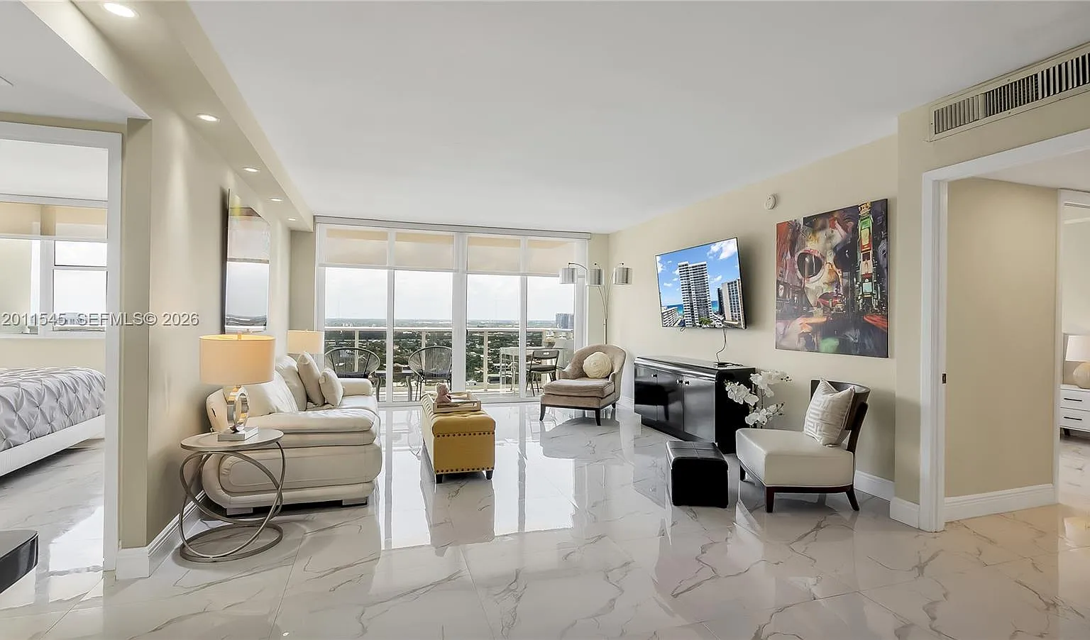 Parker Tower Condo — Photo 4