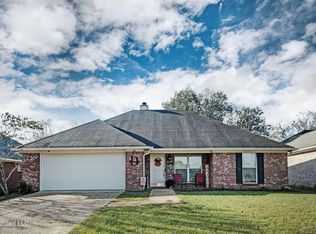 417 Windchase Dr, Brandon, MS 39042