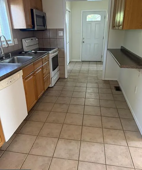 4919 Hazel Ave #1 — Photo 16
