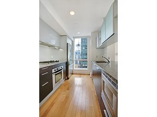 Sold by Corcoran | media 5