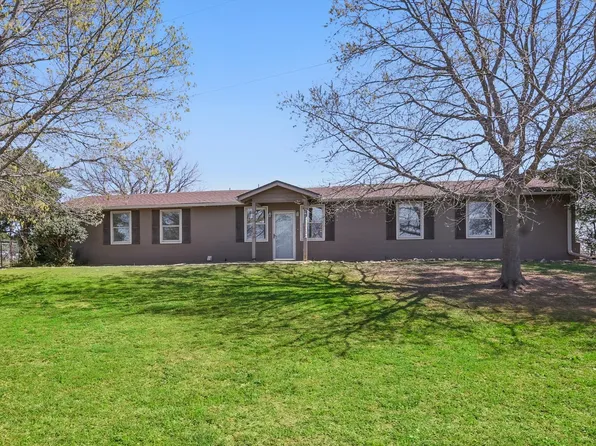 200 County Road 1812, Clifton, TX 76634
