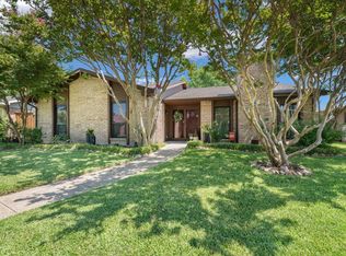 1913 Rambling Ridge Ln, Carrollton, TX 75007