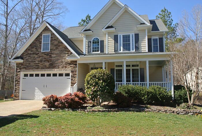 1st image of 301 Farnswick Pl