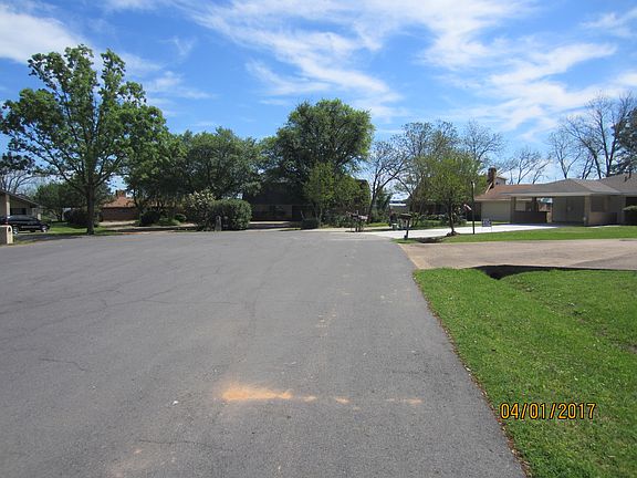 Bruce Circle End of street