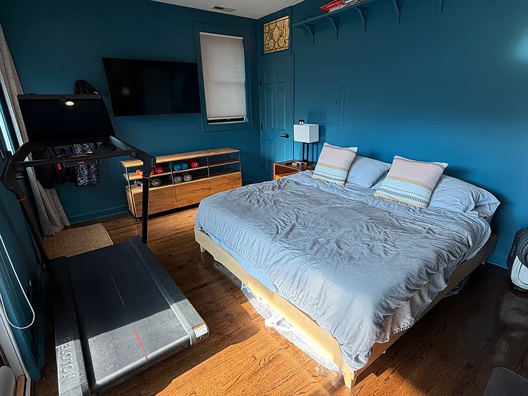 Second bedroom
