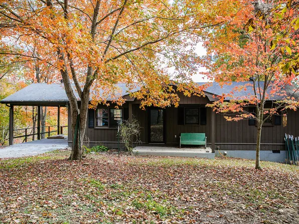 332 Hilltop Rd, Clay City, KY 40312