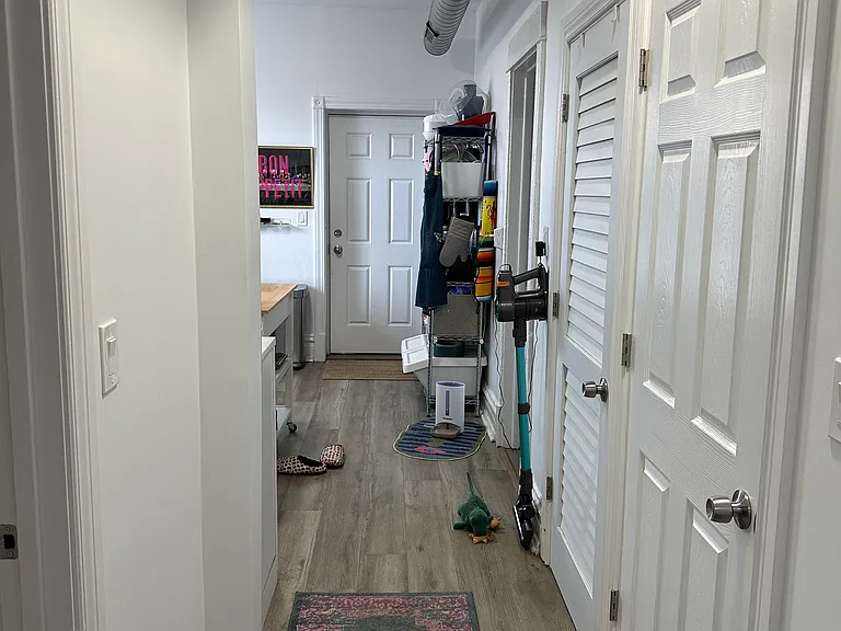 2331 W Superior St #2R — Photo 13