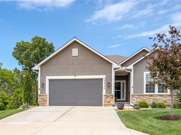 20922 W 190th Ter, Spring Hill, KS 66083