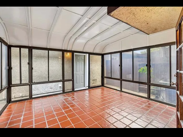 15210 Shadybend Dr #41 — Photo 25