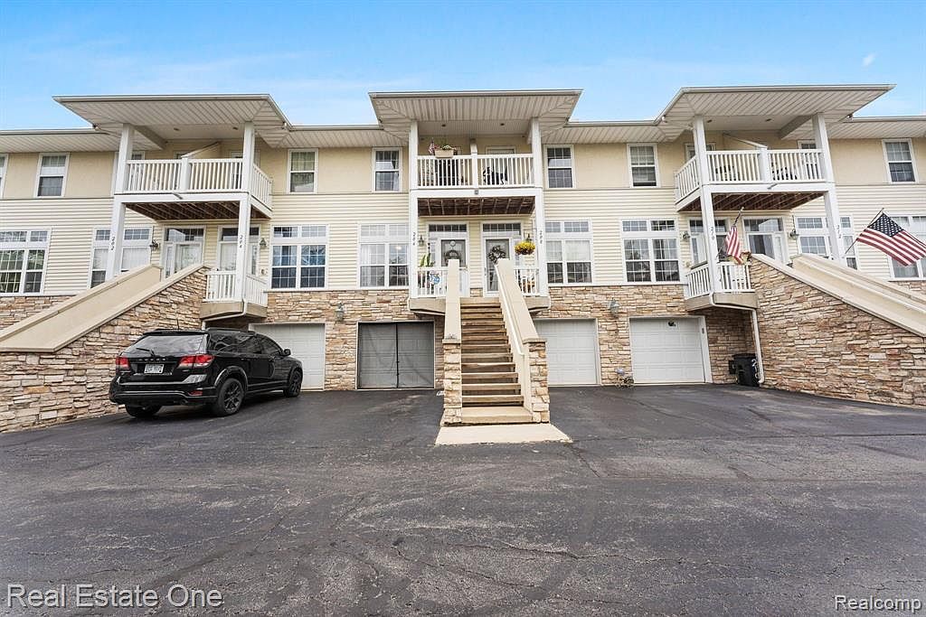 206 Beachwalk Trl 206, Luna Pier, MI 48157 MLS 20230050020 Zillow