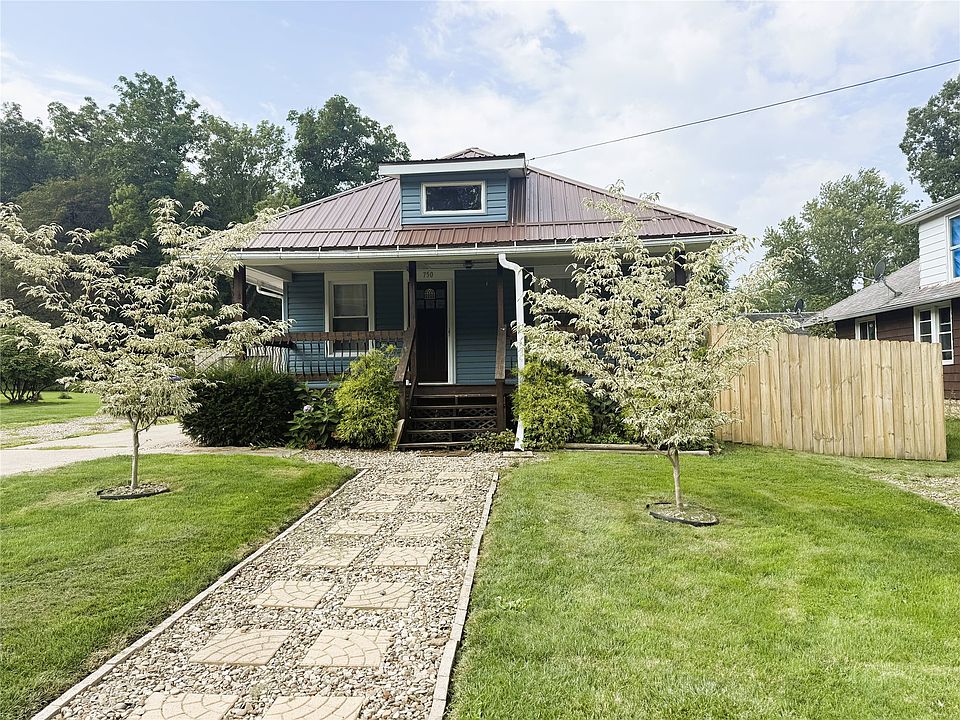 1st image of 750 Ravine St