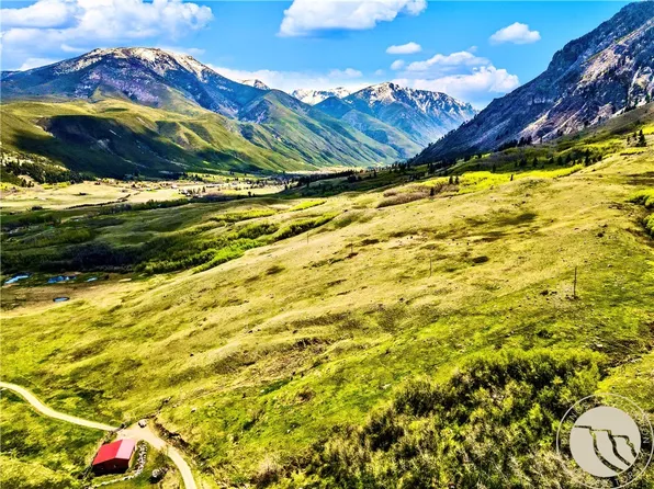 2 Getaway Trl, Roscoe, MT 59071