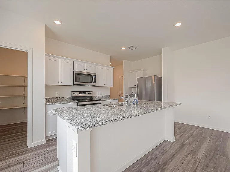 3993 Fringetree Ln — Photo 7