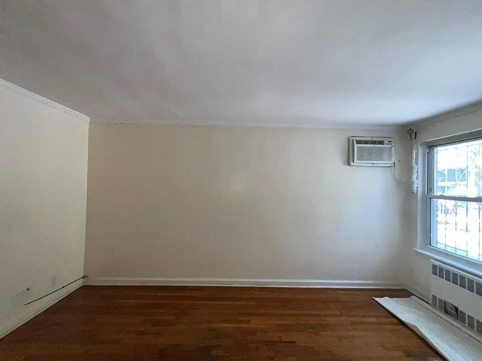 736 East 94th Street — Photo 3