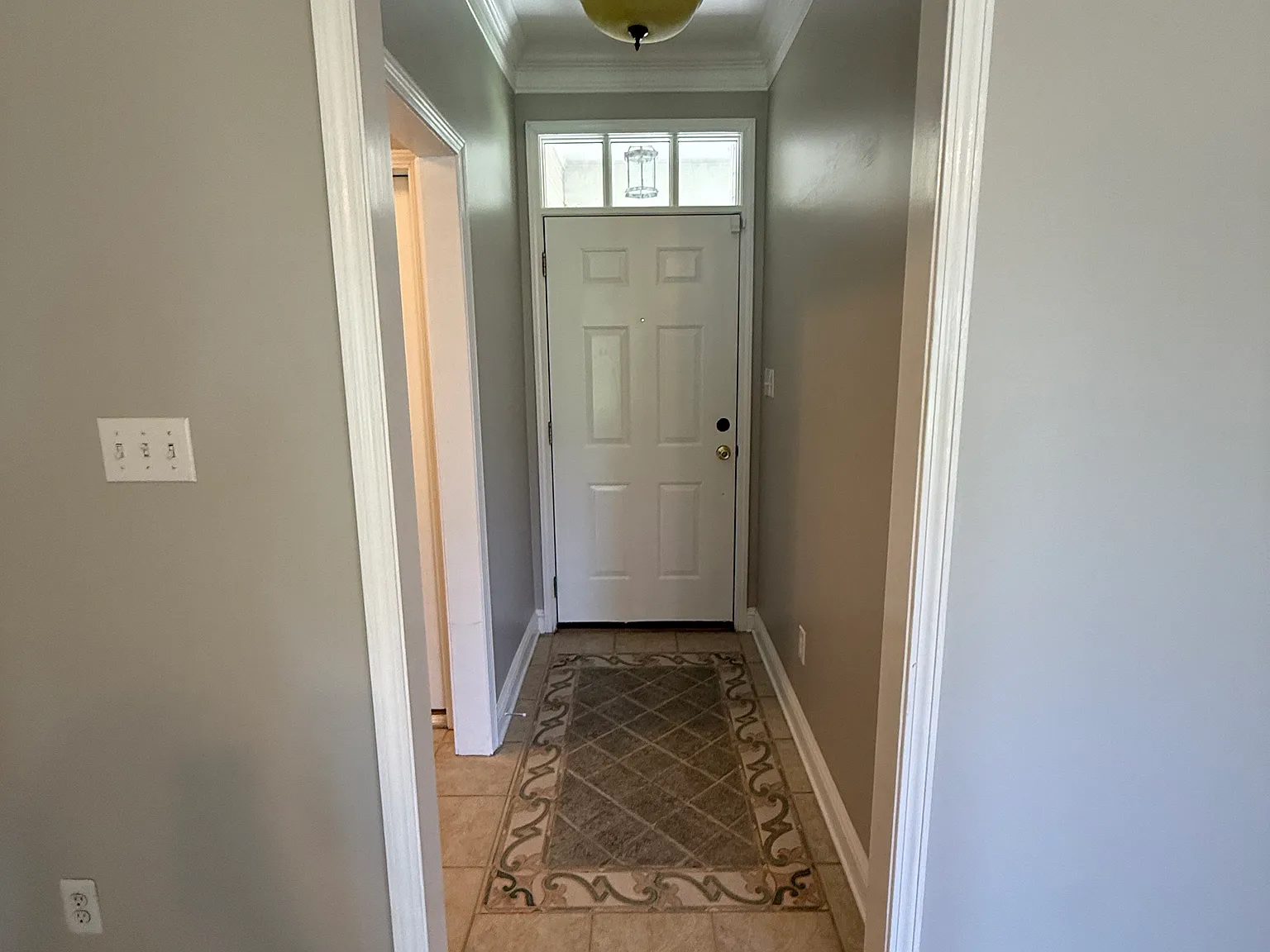 3 bed, 1476 sqft, $1,850 — Photo 4