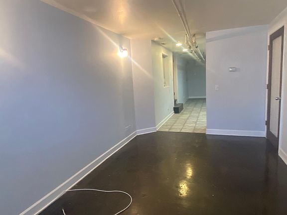 3rd image of 4148 N Ashland Ave #G