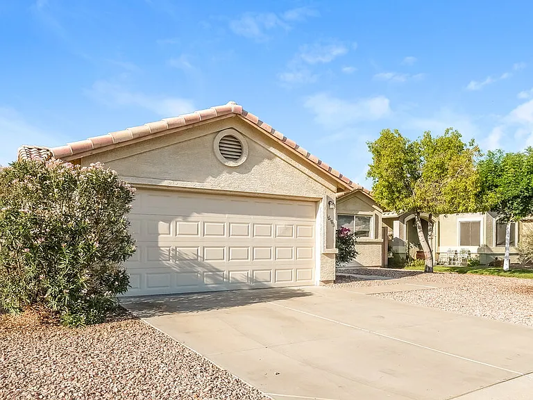 16183 W Buchanan St — Photo 3