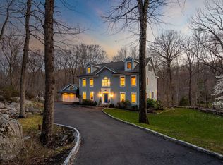 219 Saddle Hill Rd, Stamford, CT 06903