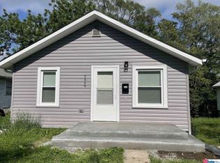 5549 N 36th St, Omaha, NE 68111