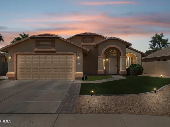 2236 E RAWHIDE Street, Gilbert, AZ 85296