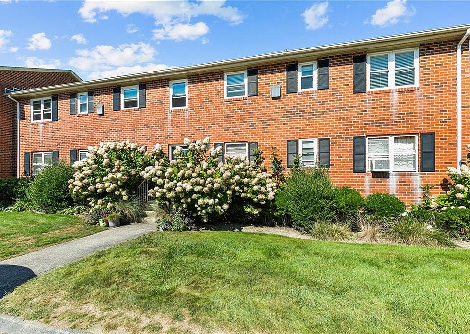 1st image of 70 Carroll Ave Unit 112