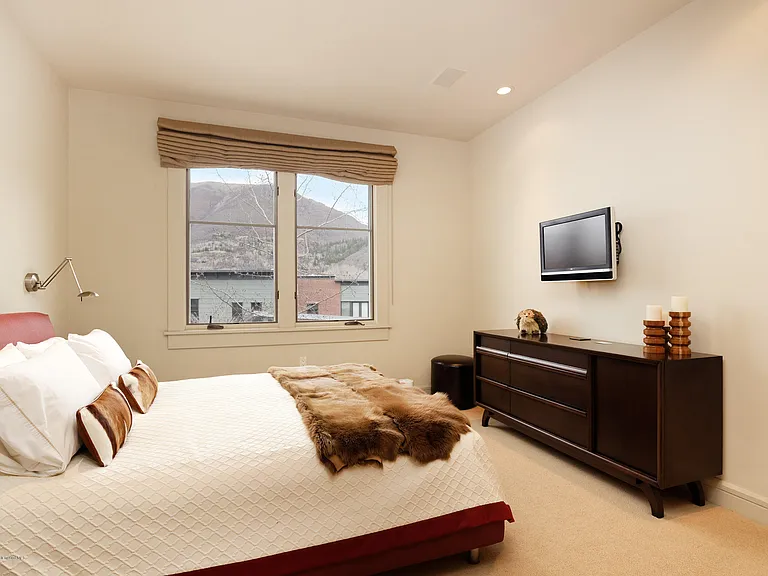 102 Founders Pl #301 — Photo 15