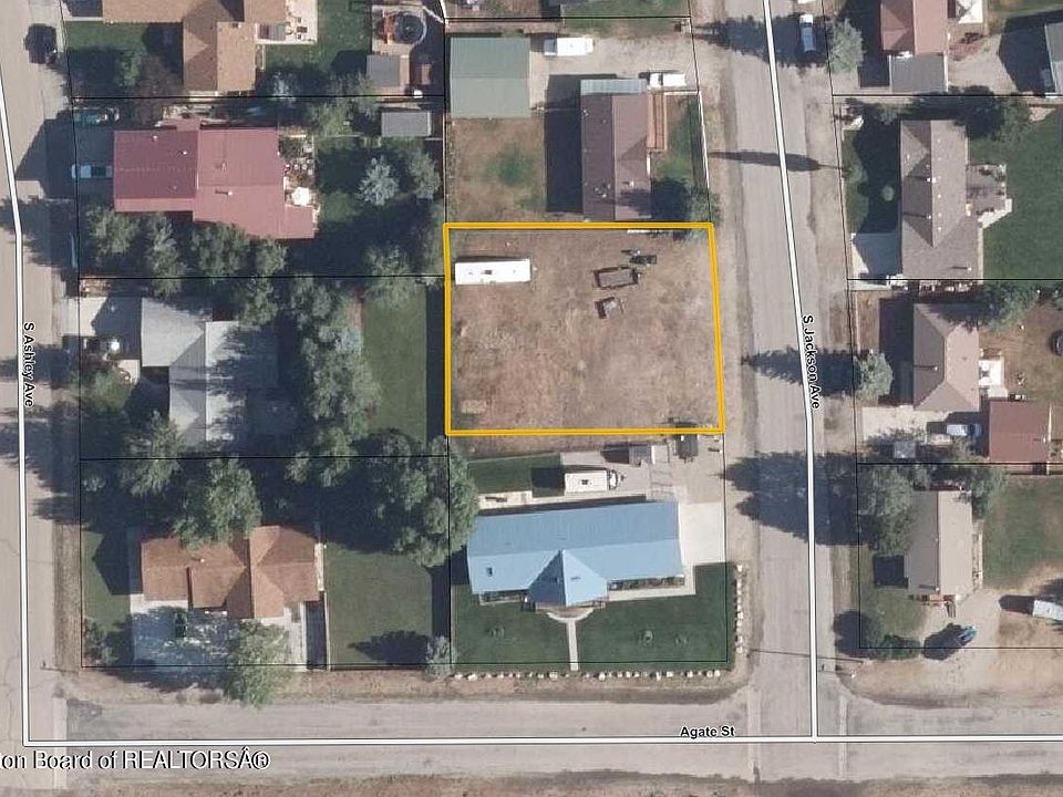2nd image of 6 S Jackson Ave