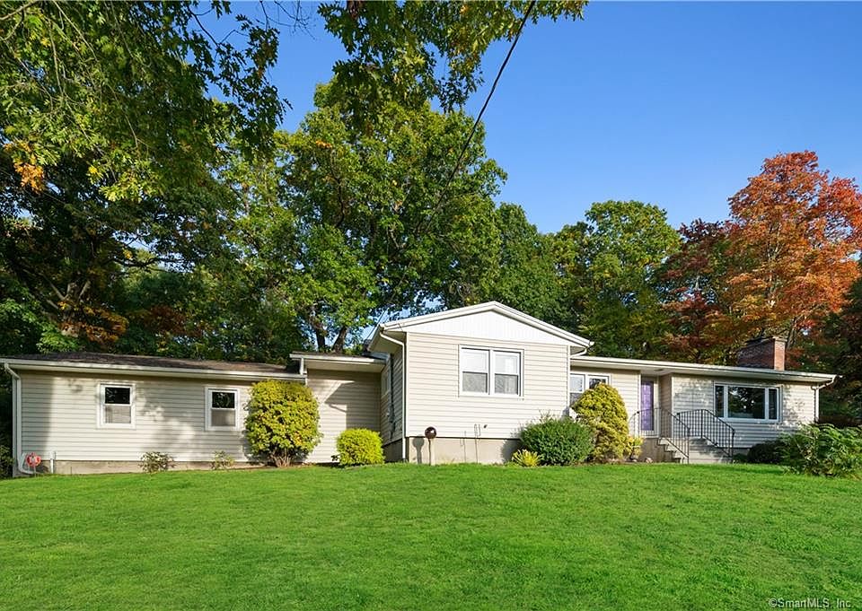 86 Three Mile Hill Rd, Middlebury, CT 06762 Zillow