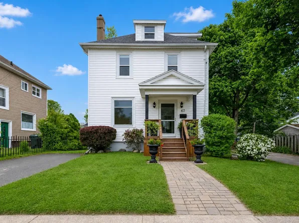 67 Milton St, Sydney, NS B1P 4L9