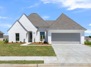 504 Portner Dr, Canton, MS 39046