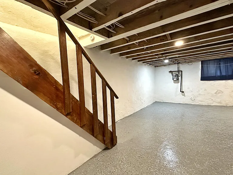 2509 S Rosewood St — Photo 28