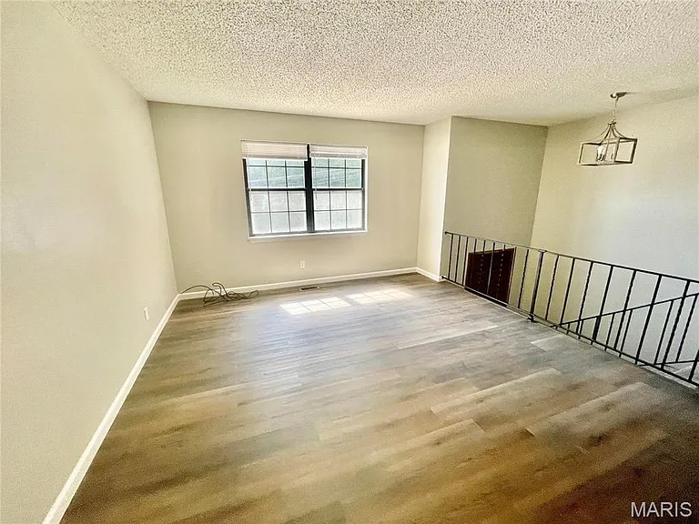 532 S Clinton St — Photo 4