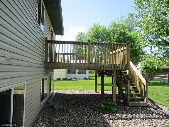 2nd image of 340 E Woodridge Dr