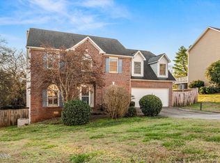 1423 Bayhill Ridge Ln, Knoxville, TN 37922
