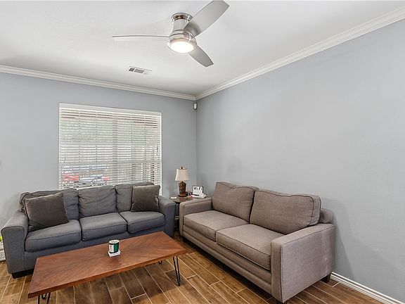 5th image of 1425 W Villa Maria Rd Unit 103