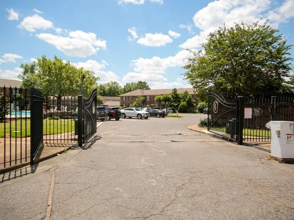 1205 Bristol Dr APT 14, Memphis, TN 38119