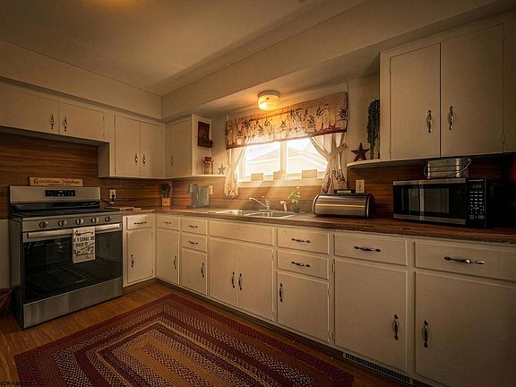 5th image of 1130 Bell Run Rd