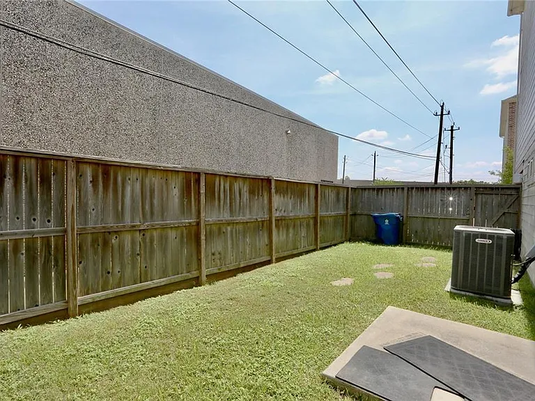 3614 Main Plaza Dr — Photo 16