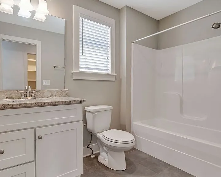 6203A California Ave — Photo 17