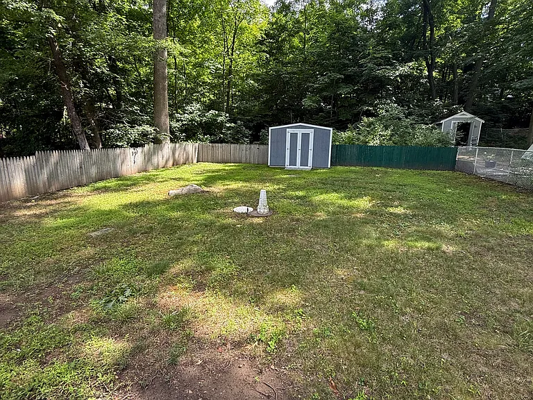 18 Abbott Dr — Photo 19