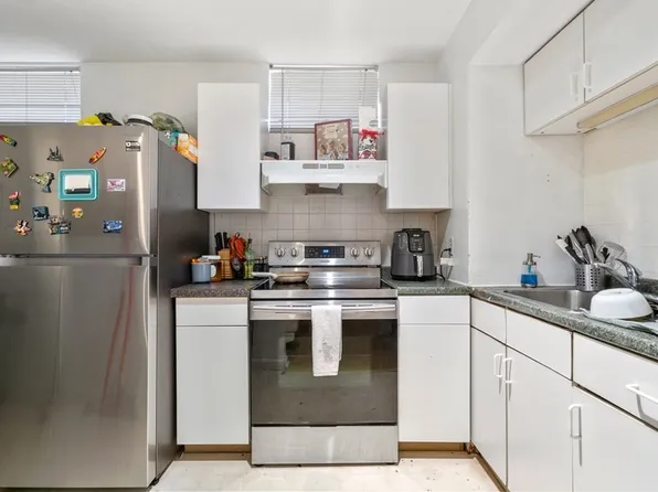 159 Cottage St APT 1, East Boston, MA 02128