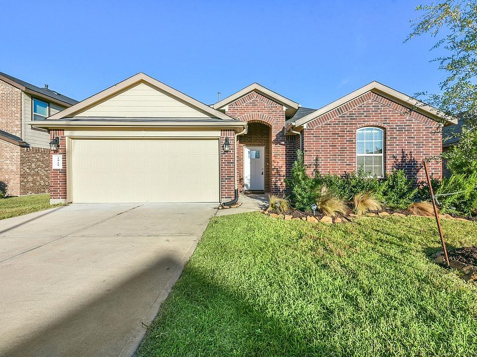 1st image of 2919 Ashlyn Arbor Dr