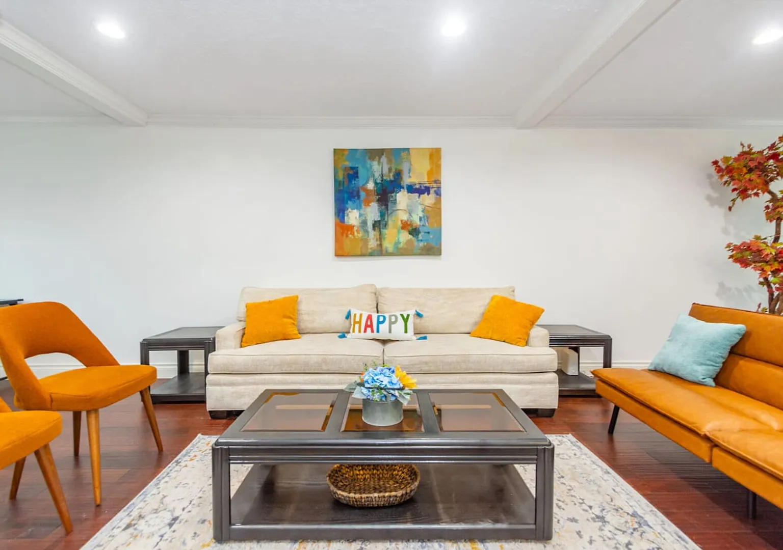 Near IAH & Stadium - Home with Private Pool — Photo 4